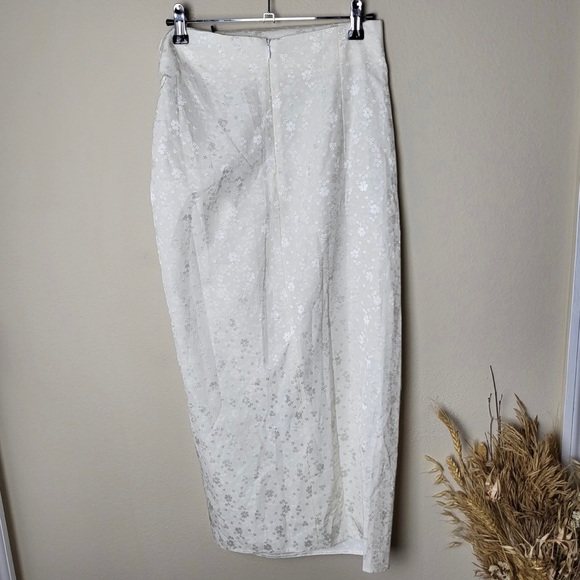 Zara midi skirt - Picture 2 of 6